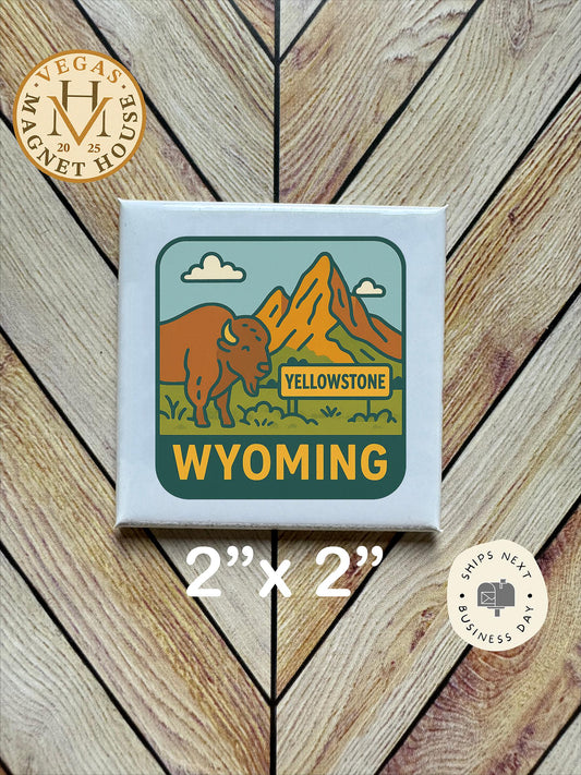 Wyoming Magnet : 2x2" souvenir Fridge Decor